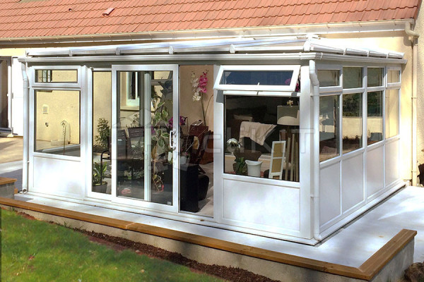 Photo n°4 of the NORWICH V1 Conservatory On Low Wall