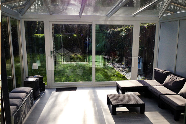 Photo n°3 of the Veranda NORWICH V2 Full Glazing