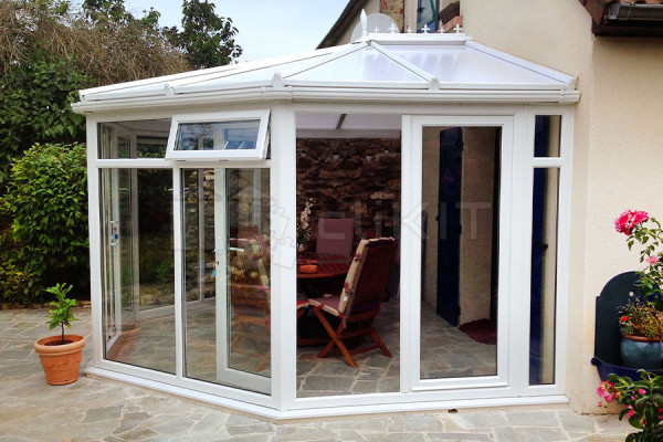 Photo #3 of the OXFORD V3 Conservatory with Full Base