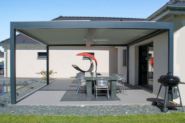 Photo n°6 of the EOLUX Freestanding Bioclimatic Pergola