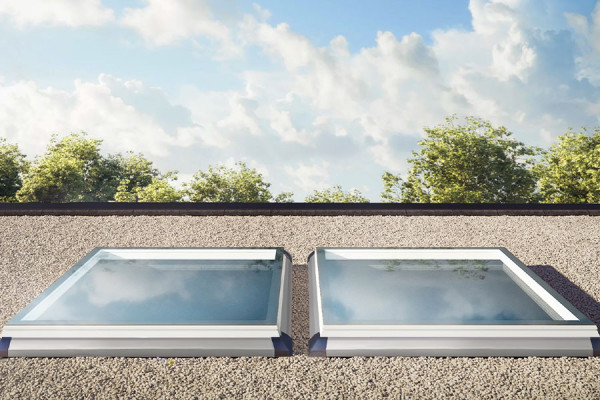 Photo no. 4 of the iWINDOW2 Opening Flat Roof Window