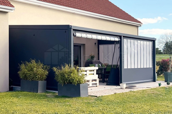 Photo no. 6 of the CLOSEO Closure Cover for Pergola