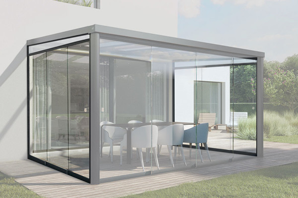 Photo #1 of Lateral Sliding Glass for Pergola