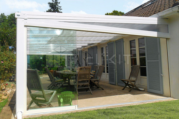 Photo n°6 du Verre Coulissant Latéral pour Pergola